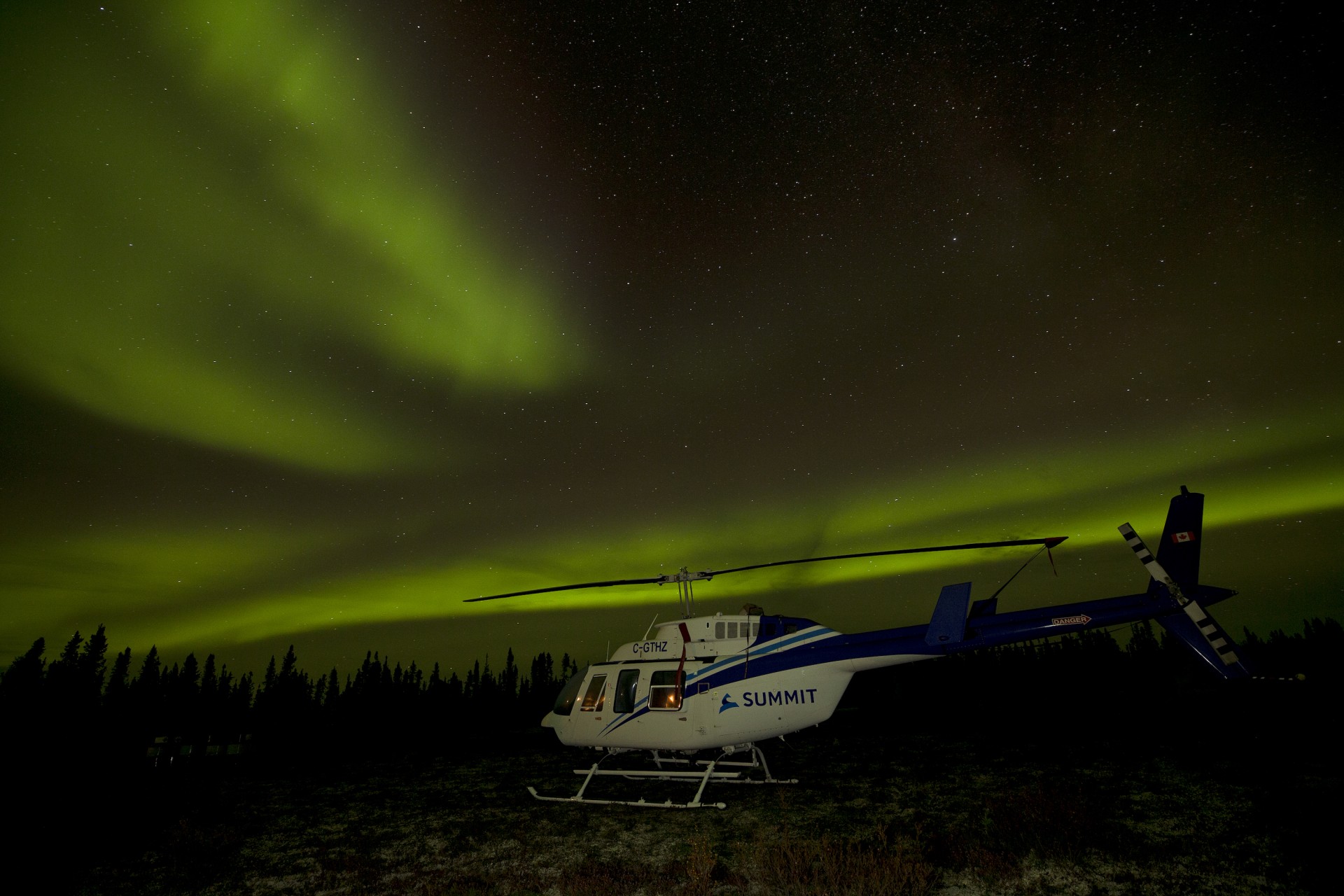 An evening return to Arctic Haven for the aurora borealis